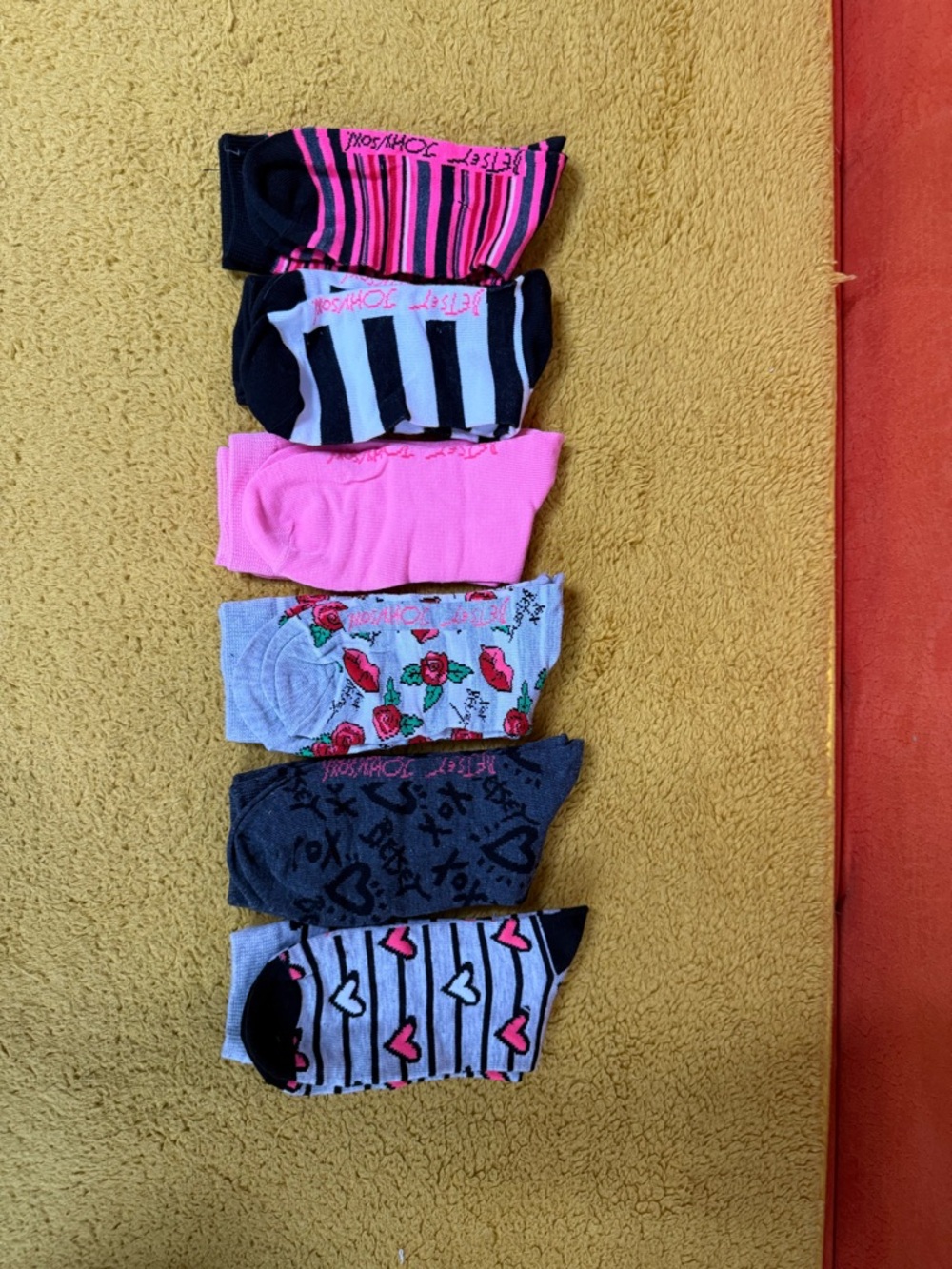 Betsey Johnson socks new